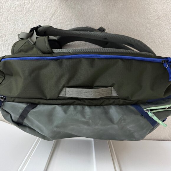 Cotopaxi 42L Travel Backpack Carry-on Luggage - Color=Woods - New -Never Used - Picture 7 of 10